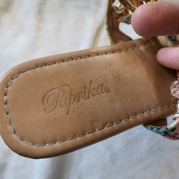 Purse and sandal set Paprika and Street Level mint green beaded fabric - Picture 4 of 12